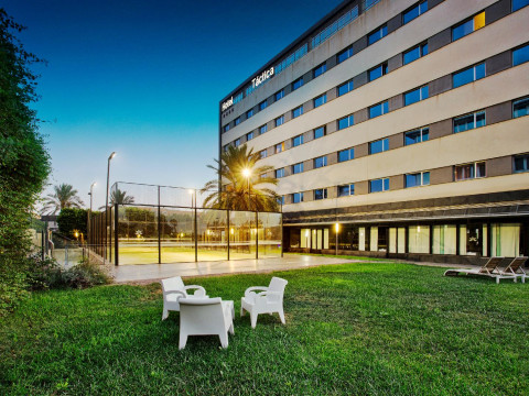 Azz Valencia Táctica  Hotel