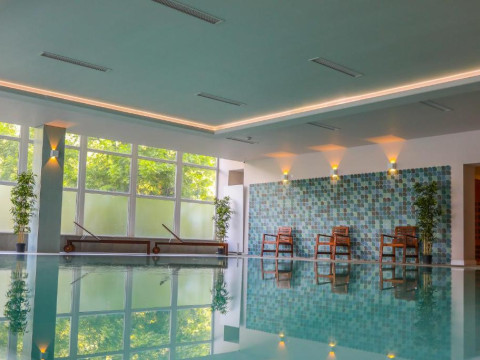 Bacolux Diana Resort