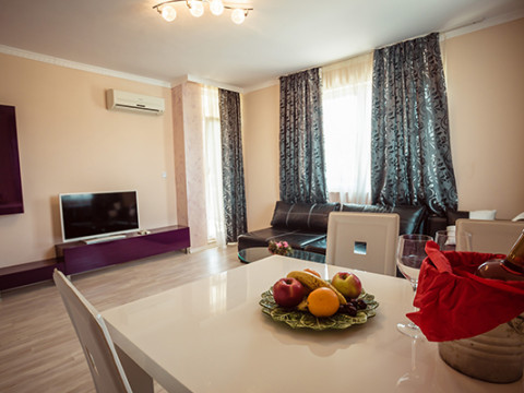 BAHAMI RESIDENCE