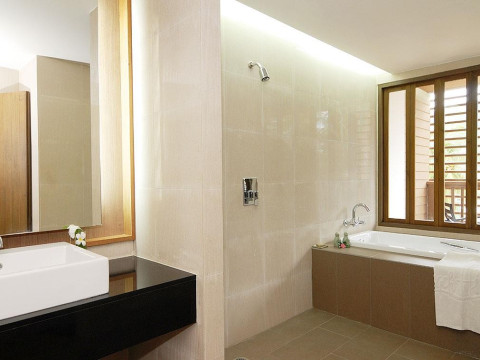 Peach Blossom Resort