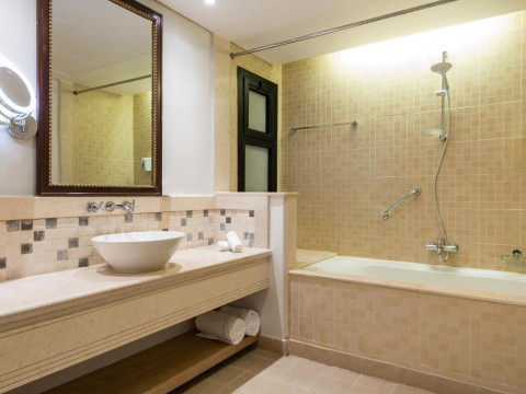 Radisson Marina Resort Port Ghalib
