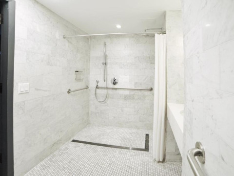 Tillary Hotel