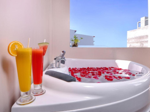 Triton Beach Hotel & Spa