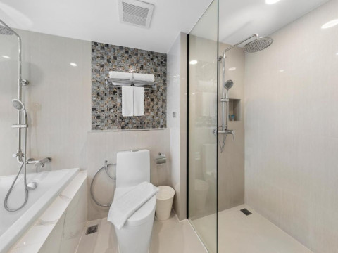 Golden Tulip Pattaya Beach Resort