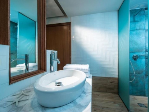Anesis Blue Boutique Hotel