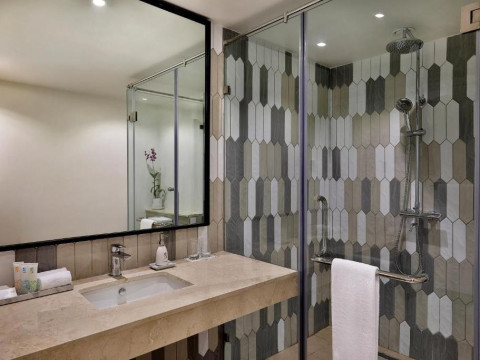 Avani Kalutara Resort