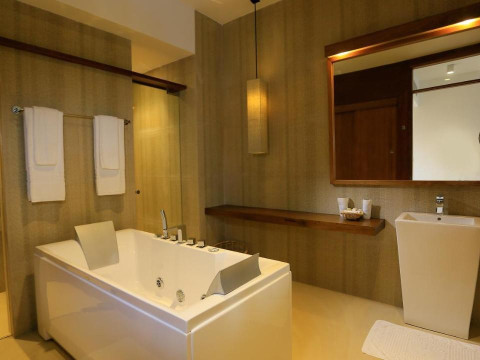 Pandanus Beach Resort
