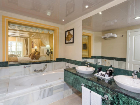 Bahia Principe Escape Bouganville
