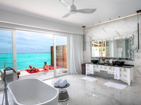 Emerald Maldives Resort And Spa