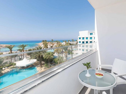 Tasia Maris Beach and Spa