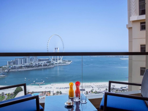 Amwaj Rotana Jumeirah Beach