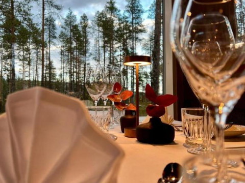 Balder Luxury Lodge & Glass Igloos