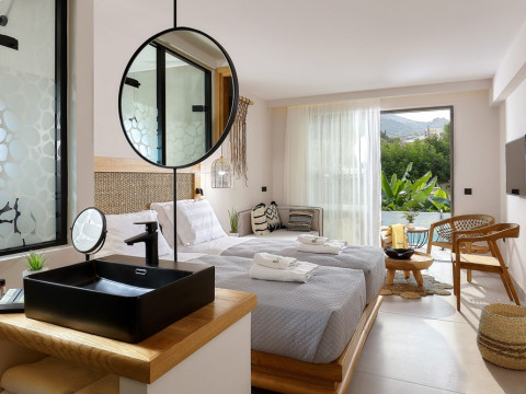 BALI STAR-RESORT BOUTIQUE HOTEL ON BB