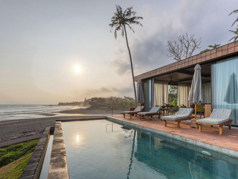Balian Surf Villas