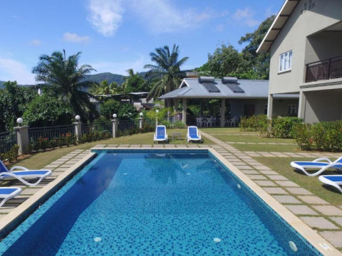 Hotel Bambous River Lodge