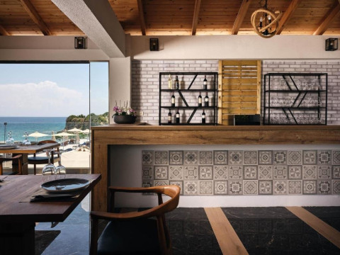CAVO ORIENT BEACH HOTEL