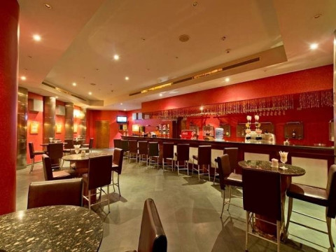 Amphoras Hotel
