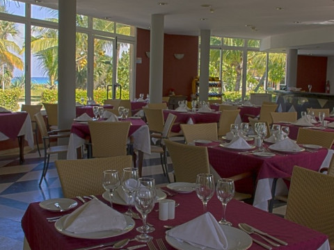 Barcelo Arenas Blancas