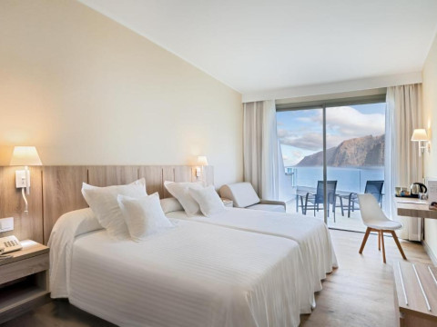Hotel Barcelo Santiago - Adults Only