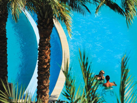 BARON PALMS RESORT_