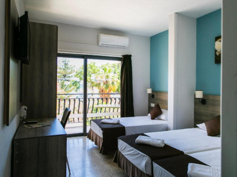 Beach Garden Hotel