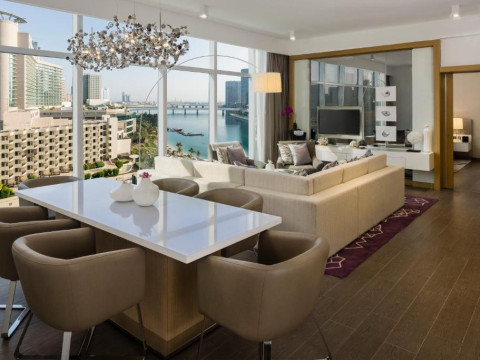 Beach Rotana Residences