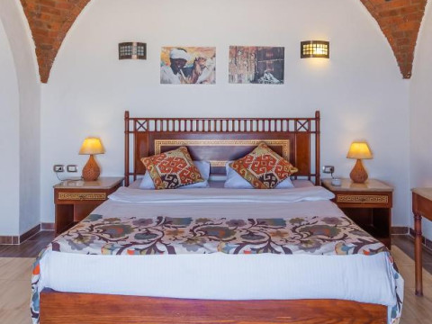 BEACH SAFARI NUBIAN RESORT