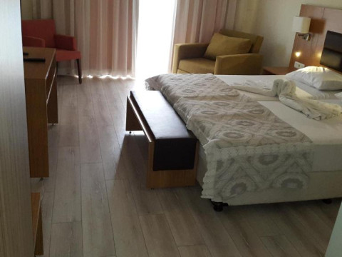 BEGONVILLE HOTEL