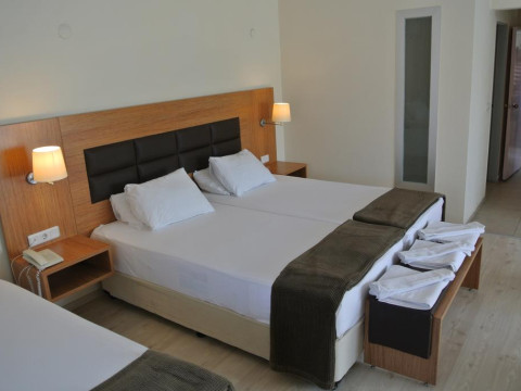BEGONVILLE HOTEL