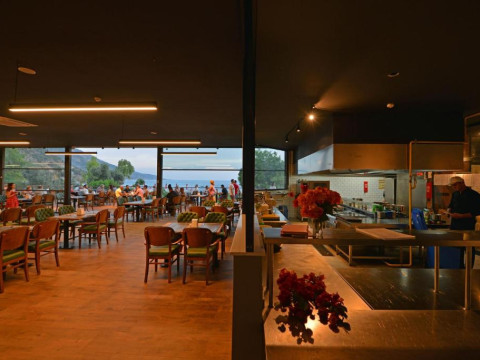 Hotel Belcekum Beach