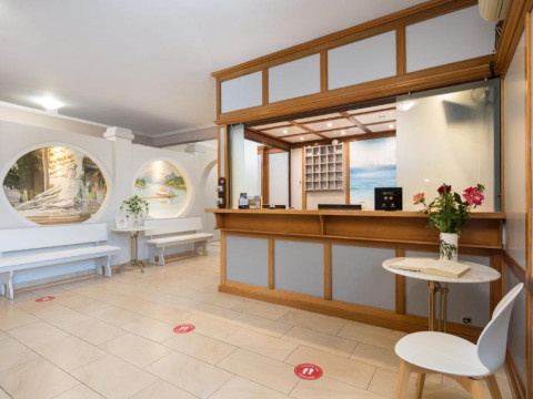 Bella Vista Beach Hotel