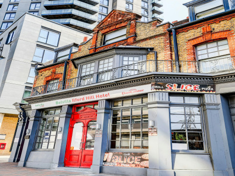 Belvilla Ilford Station Hotel, 4 min from Elizabeth line