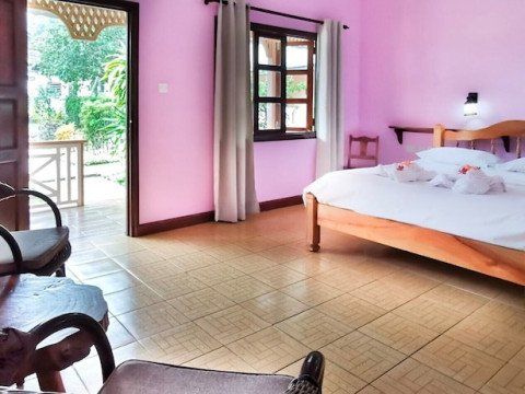 BERNIQUE GUEST HOUSE
