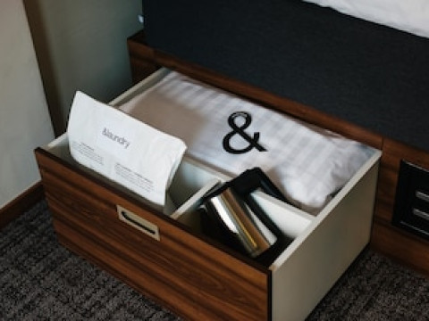 BEST WESTERN AND HOTEL