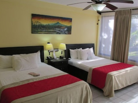 BEST WESTERN EL SITIO HOTEL & CASINO