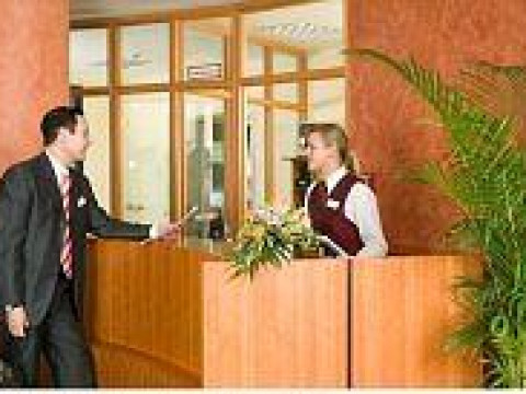BEST WESTERN PREMIER Airporthotel Fontane