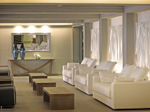 BG Hotel Java
