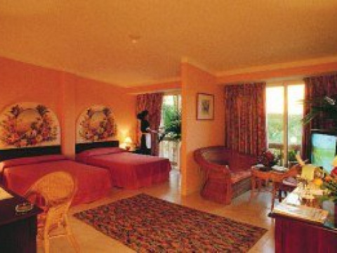 BLAU ARENAL HABANA BEACH