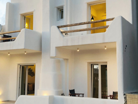 Blu August Private Residences Naxos