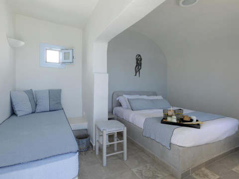 Blue Dolphins Apartaments & Suites