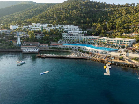 BLUE DREAMS RESORT