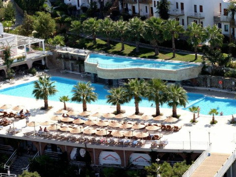 BLUE DREAMS RESORT AND SPA