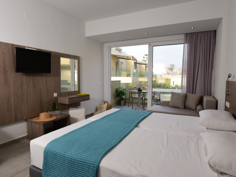 BLUE HORIZON APARTMENTS