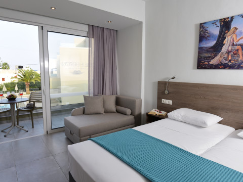 BLUE HORIZON APARTMENTS