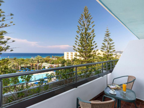 Hotel Blue Horizon