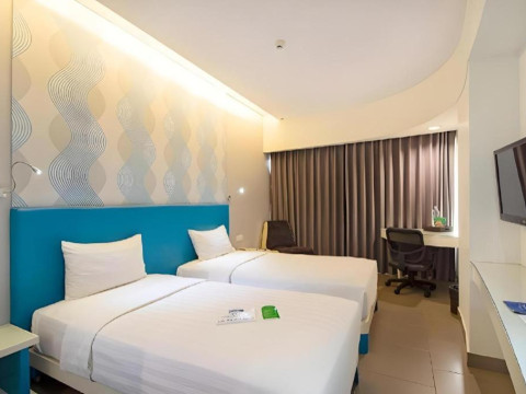 Blue Sky Hotel Petamburan