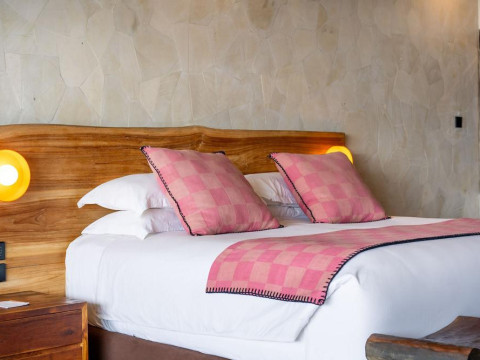 Bombora Medewi Wave Lodge