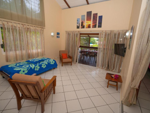 Bora Bora Holiday's Lodge