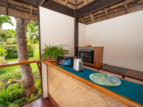 Bora Bora Holiday's Lodge