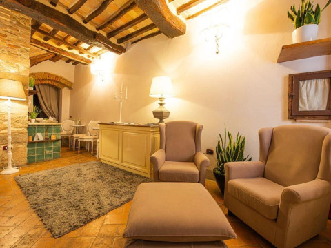 Borgo San Quirico D'orcia B&B - Capitano Collection - Albergo Diffuso